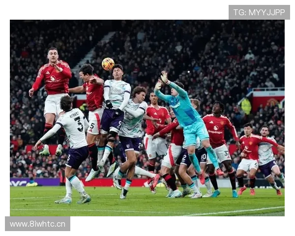 [天下足球]B费双响 曼联战平伯恩茅斯.